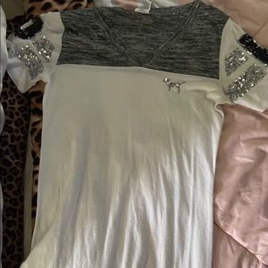 Victoria’s Secret tee